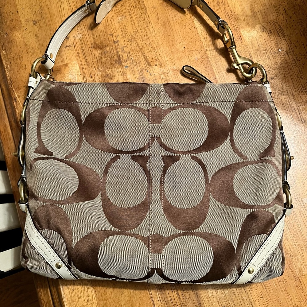 Coach shoulder bag